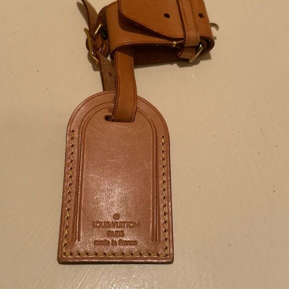 Louis Vuitton Luggage Tag Attachment Belt Cognac Brown Leather Adjustable LV - Picture 1 of 8